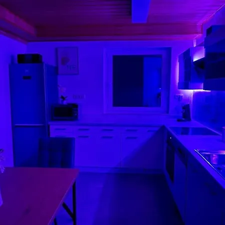 Apartmán 85 Qm Mit Kamin Und Riesigem Garten *
