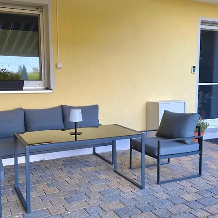 85 Qm Mit Kamin Und Riesigem Garten * Uehlfeld